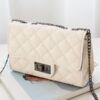 DIAMOND QUILTED CHAIN SHOULDER BAG (WHITE)